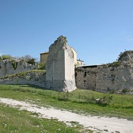 Il Cavallino Fossombrone Dış mekan fotoğraf